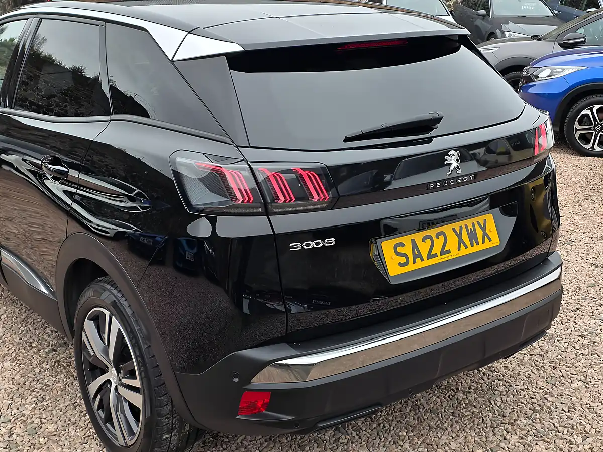 Used 2022 Peugeot 3008 Allure Nera Black Metallic - Interior and Exterior details 15