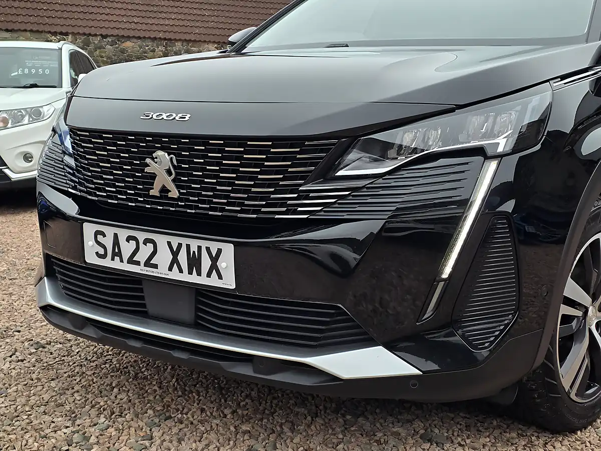 Used 2022 Peugeot 3008 Allure Nera Black Metallic - Interior and Exterior details 5