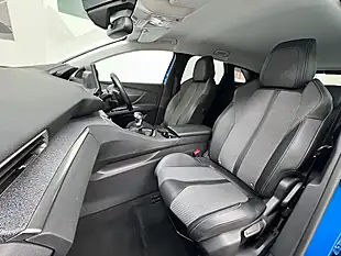 Used 2022 Peugeot 3008 Allure Premium Blue - Interior and Exterior details 15