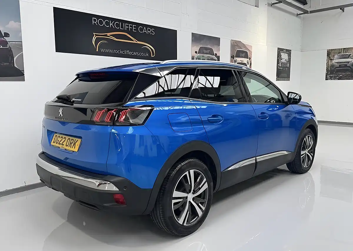Used 2022 Peugeot 3008 Allure Premium Blue - Interior and Exterior details 18