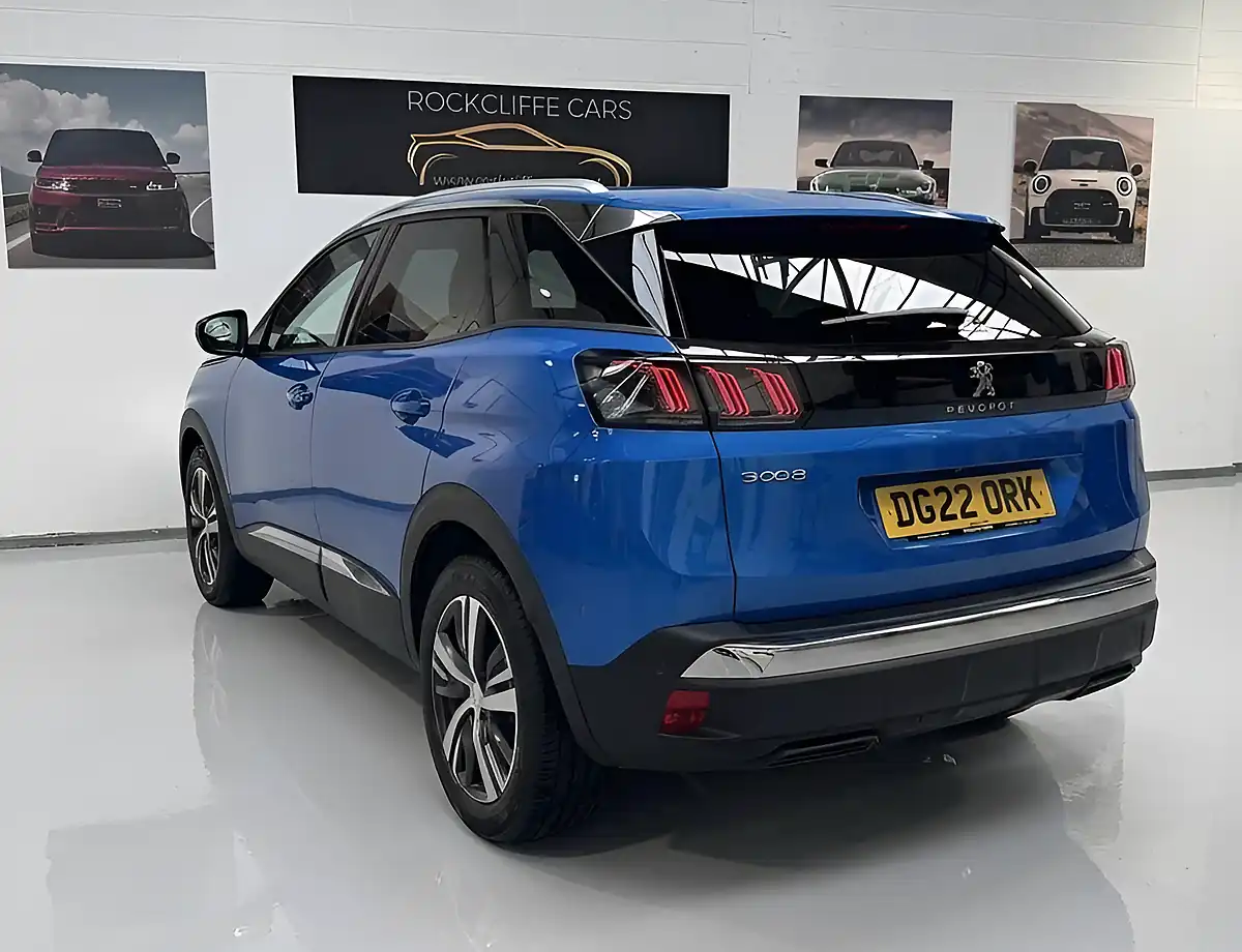 Used 2022 Peugeot 3008 Allure Premium Blue - Interior and Exterior details 4