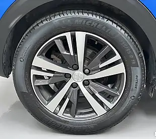 Used 2022 Peugeot 3008 Allure Premium Blue - Interior and Exterior details 6
