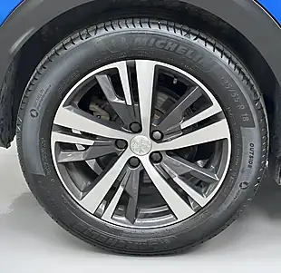 Used 2022 Peugeot 3008 Allure Premium Blue - Interior and Exterior details 9