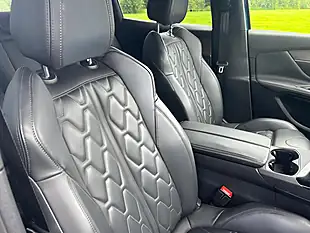 Used 2022 Peugeot 3008 GT Premium Blue - Interior and Exterior details 12