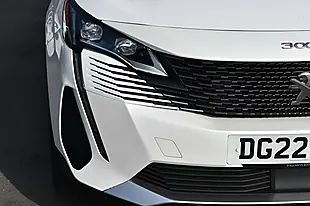 Used 2022 Peugeot 3008 GT White - Interior and Exterior details 4