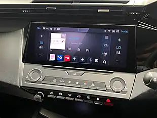 Used 2022 Peugeot 308 Active Premium Green - Interior and Exterior details 10