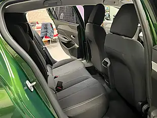 Used 2022 Peugeot 308 Active Premium Green - Interior and Exterior details 12