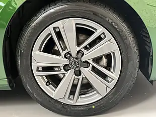 Used 2022 Peugeot 308 Active Premium Green - Interior and Exterior details 16