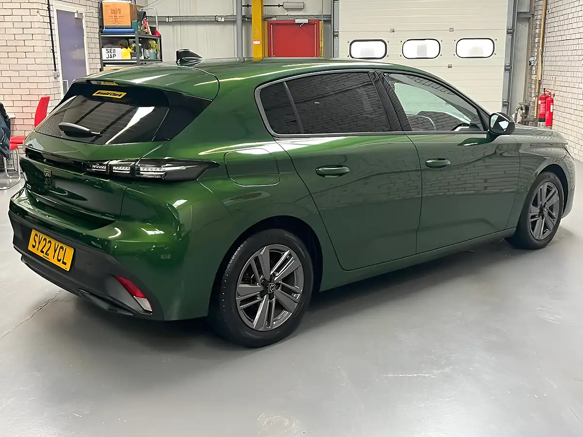 Used 2022 Peugeot 308 Active Premium Green - Interior and Exterior details 4