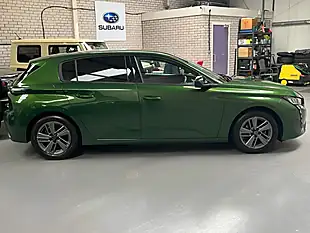 Used 2022 Peugeot 308 Active Premium Green - Interior and Exterior details 5