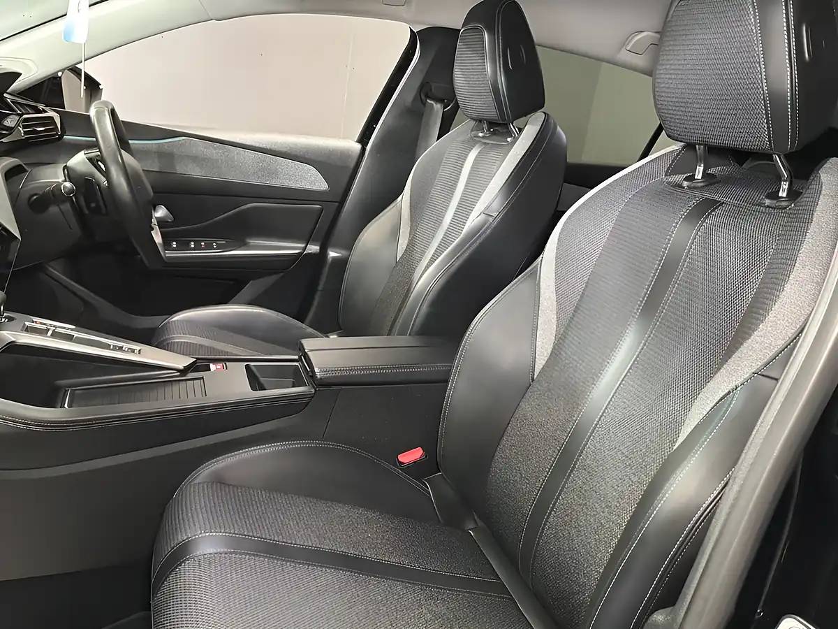 Used 2022 Peugeot 308 Allure Premium Black - Interior and Exterior details 13