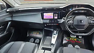 Used 2022 Peugeot 308 Allure Premium Green - Interior and Exterior details 15
