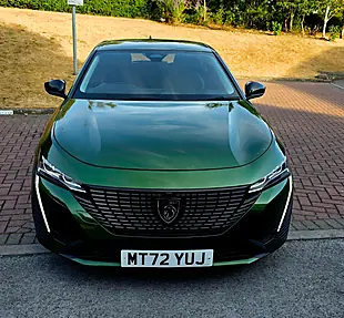 Used 2022 Peugeot 308 Allure Premium Green - Interior and Exterior details 4