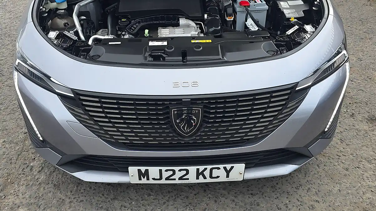 Used 2022 Peugeot 308 Allure Premium Grey - Interior and Exterior details 20