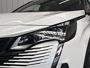 Used 2022 Peugeot 5008 GT Premium White - Interior and Exterior details 17