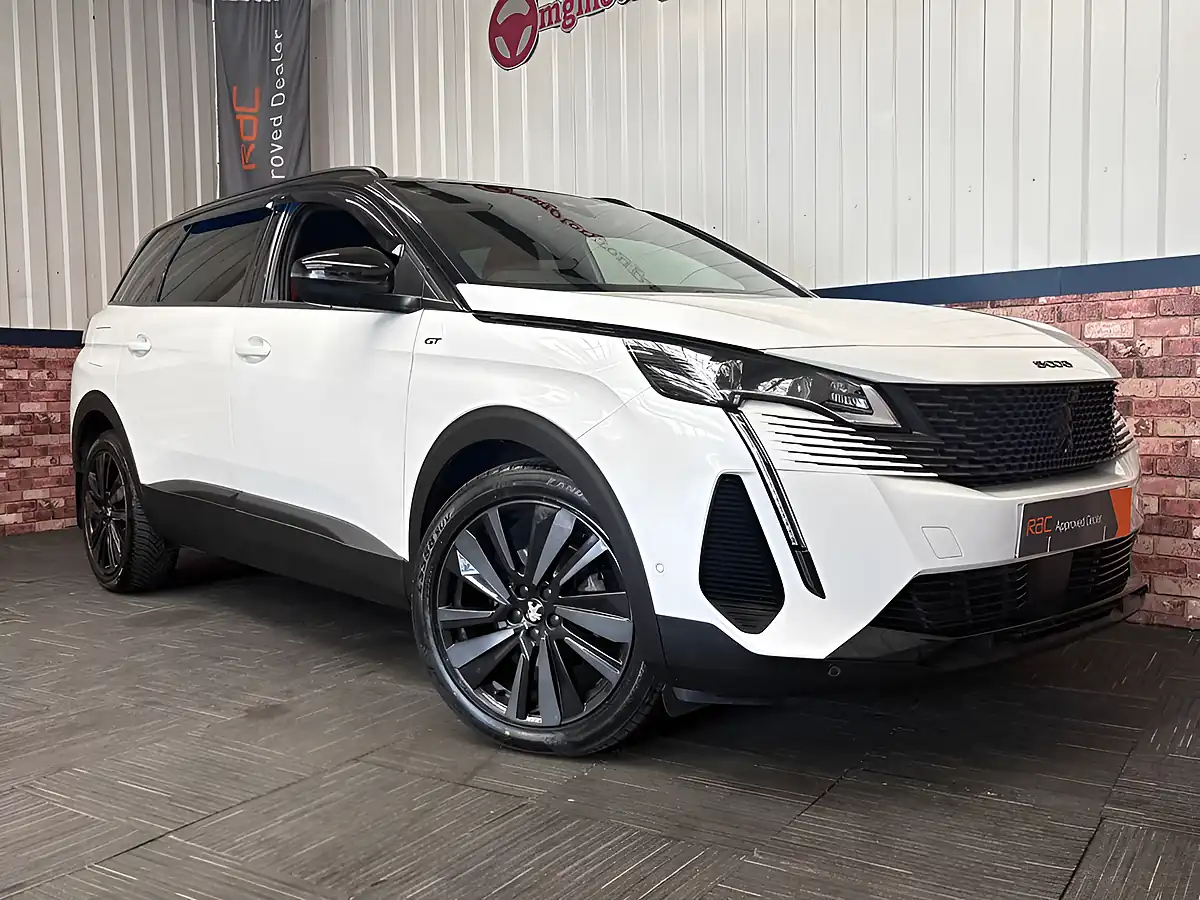 Used 2022 Peugeot 5008 GT Premium White - Interior and Exterior details 3