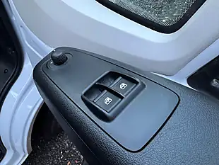 Used 2022 Peugeot Boxer 335 L3 White - Interior and Exterior details 16