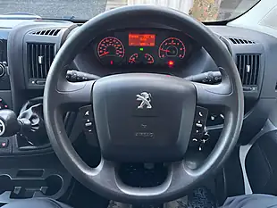 Used 2022 Peugeot Boxer 335 L3 White - Interior and Exterior details 17