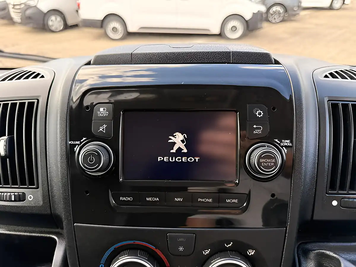 Used 2022 Peugeot Boxer 335 Professional L3 H2 Lwb White - Interior and Exterior details 17
