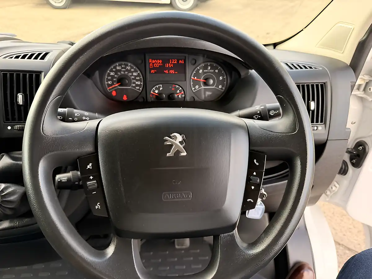 Used 2022 Peugeot Boxer 335 Professional L3 H2 Lwb White - Interior and Exterior details 19