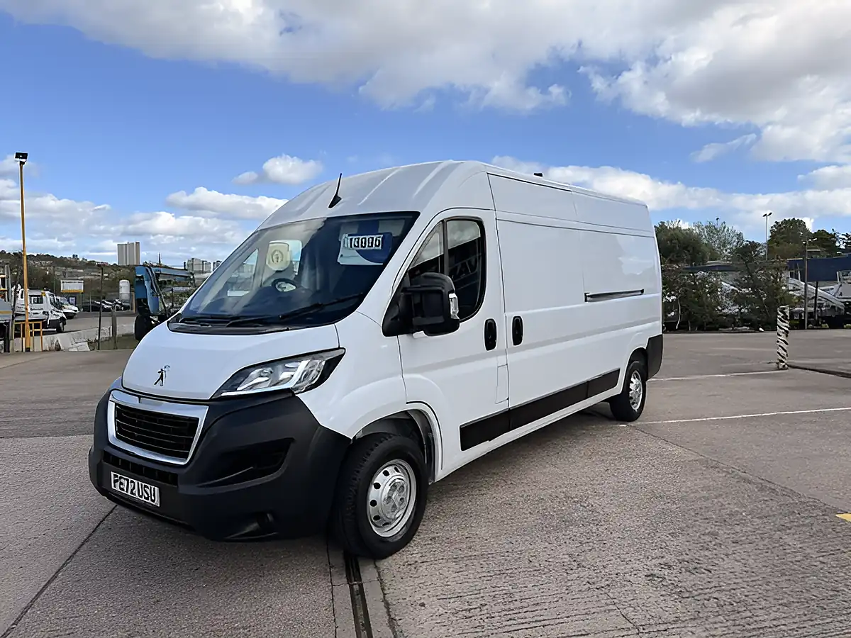Used 2022 Peugeot Boxer 335 Professional L3 H2 Lwb White - Interior and Exterior details 8