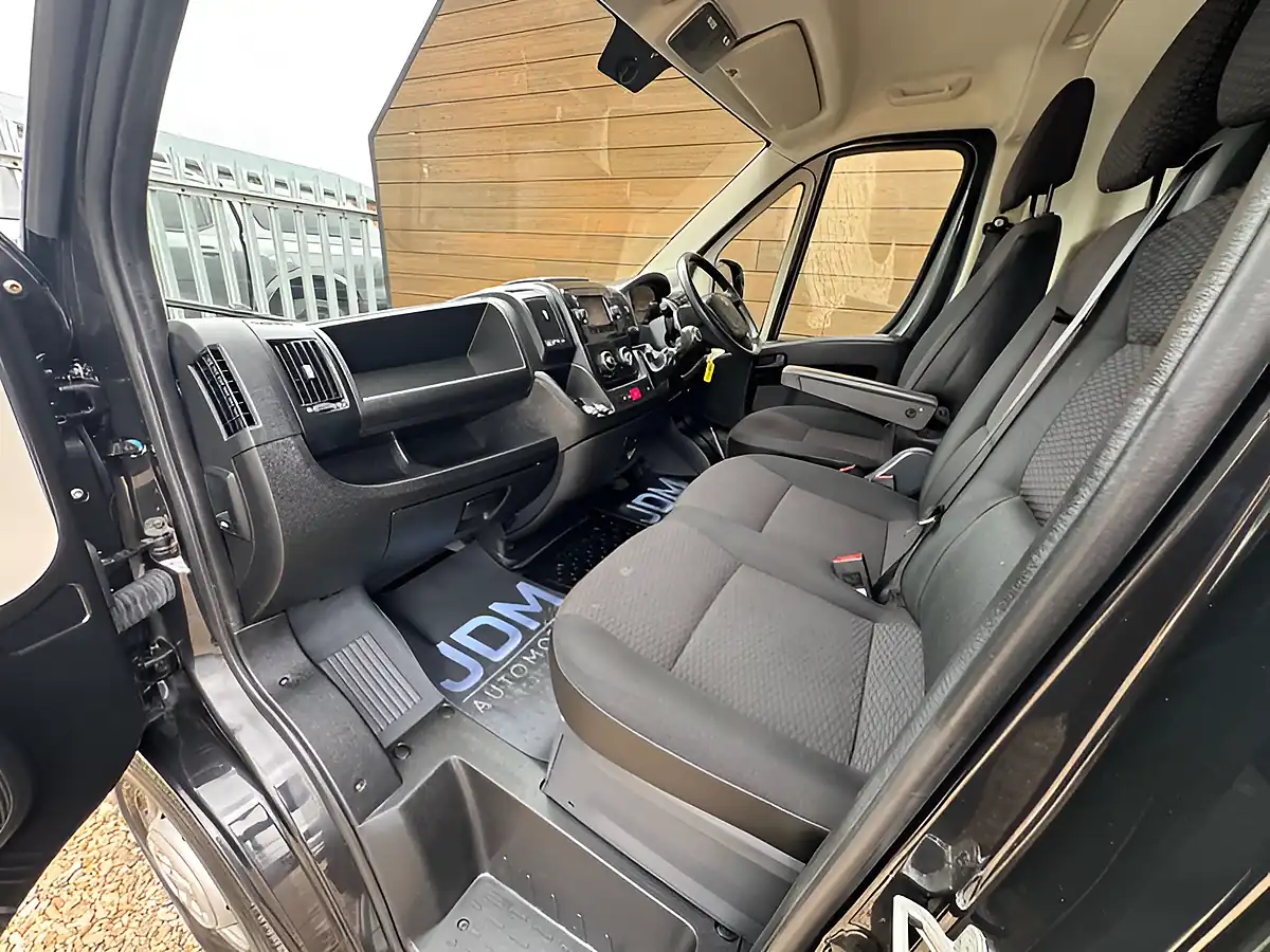 Used 2022 Peugeot Boxer 335 Professional L3H2 Grey - Interior and Exterior details 20