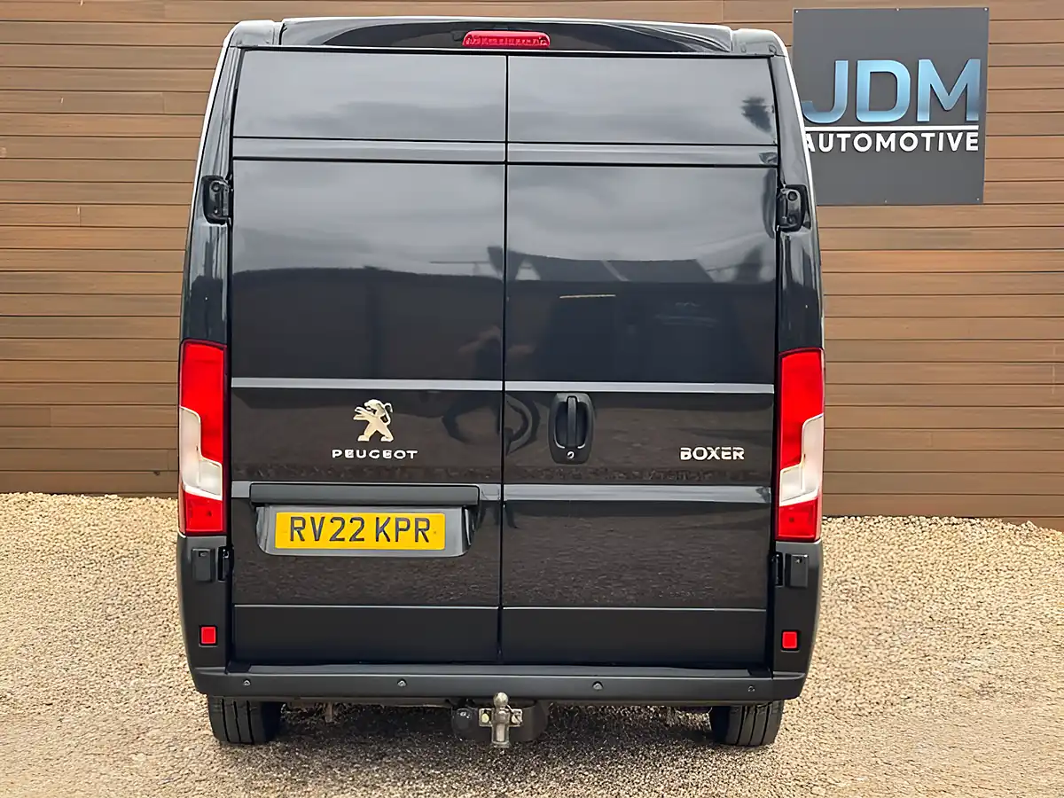 Used 2022 Peugeot Boxer 335 Professional L3H2 Grey - Interior and Exterior details 4