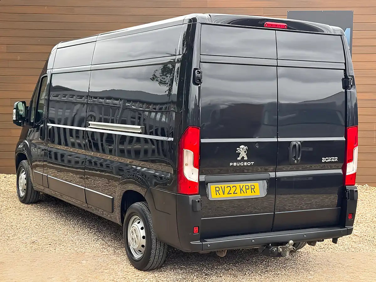 Used 2022 Peugeot Boxer 335 Professional L3H2 Grey - Interior and Exterior details 6