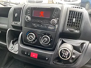 Used 2022 Peugeot Boxer Built for Business Alloy Tipper L2 White - Interior and Exterior details 16