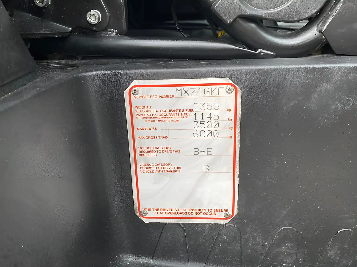 Used 2022 Peugeot Boxer Built for Business Alloy Tipper L2 White - Interior and Exterior details 20