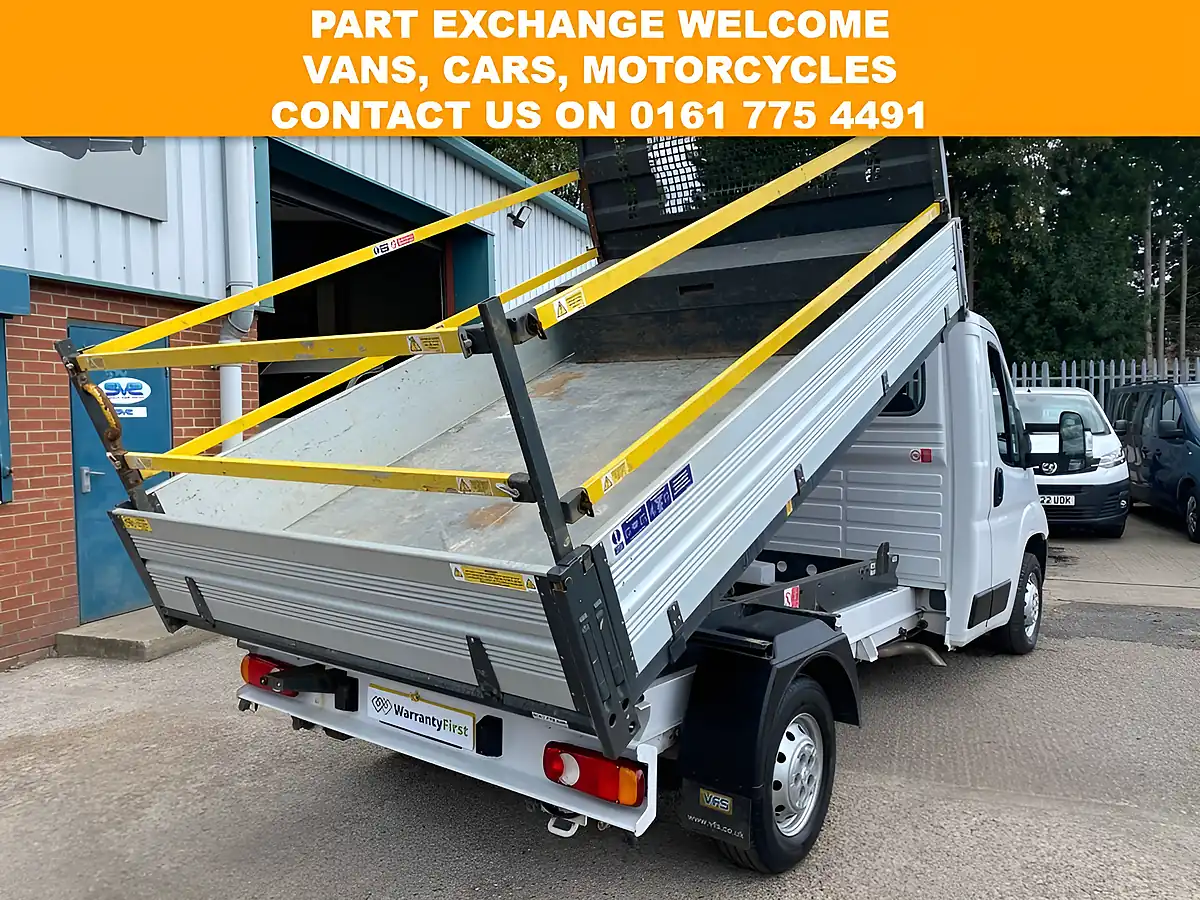 Used 2022 Peugeot Boxer Built for Business Alloy Tipper L2 White - Interior and Exterior details 7