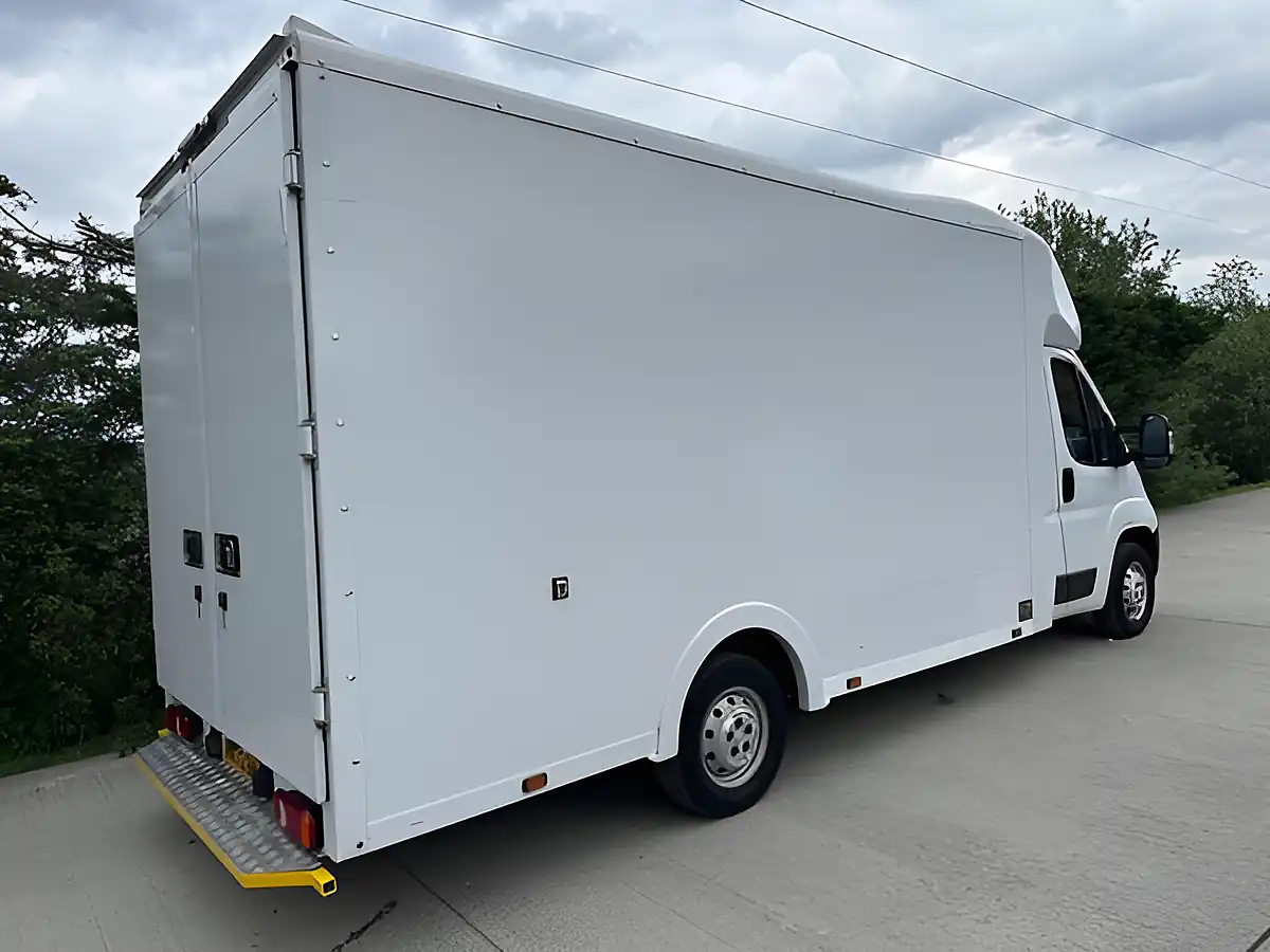 Used 2022 Peugeot Boxer Maxi Low Loader Box Van 4.2m White - Interior and Exterior details 7
