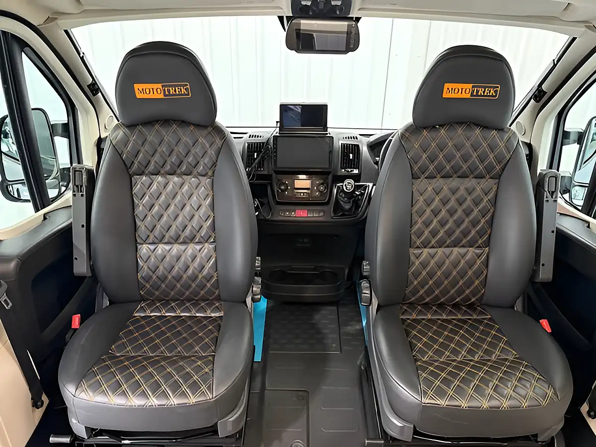Used 2022 Peugeot Boxer Moto-Trek Terrain Grey Metallic - Interior and Exterior details 15