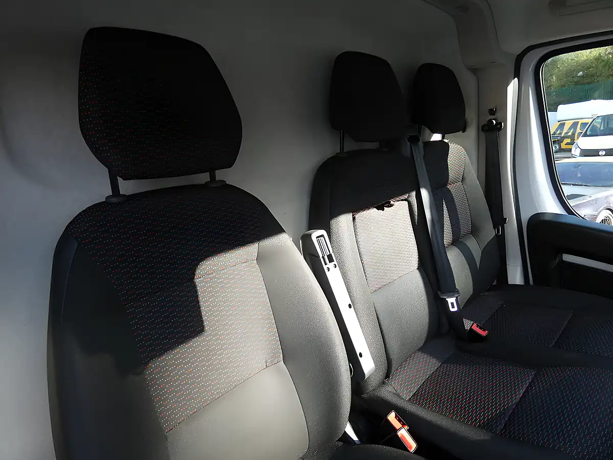 Used 2022 Peugeot Boxer Professional L3H2 Lwb Ice White - Interior and Exterior details 14