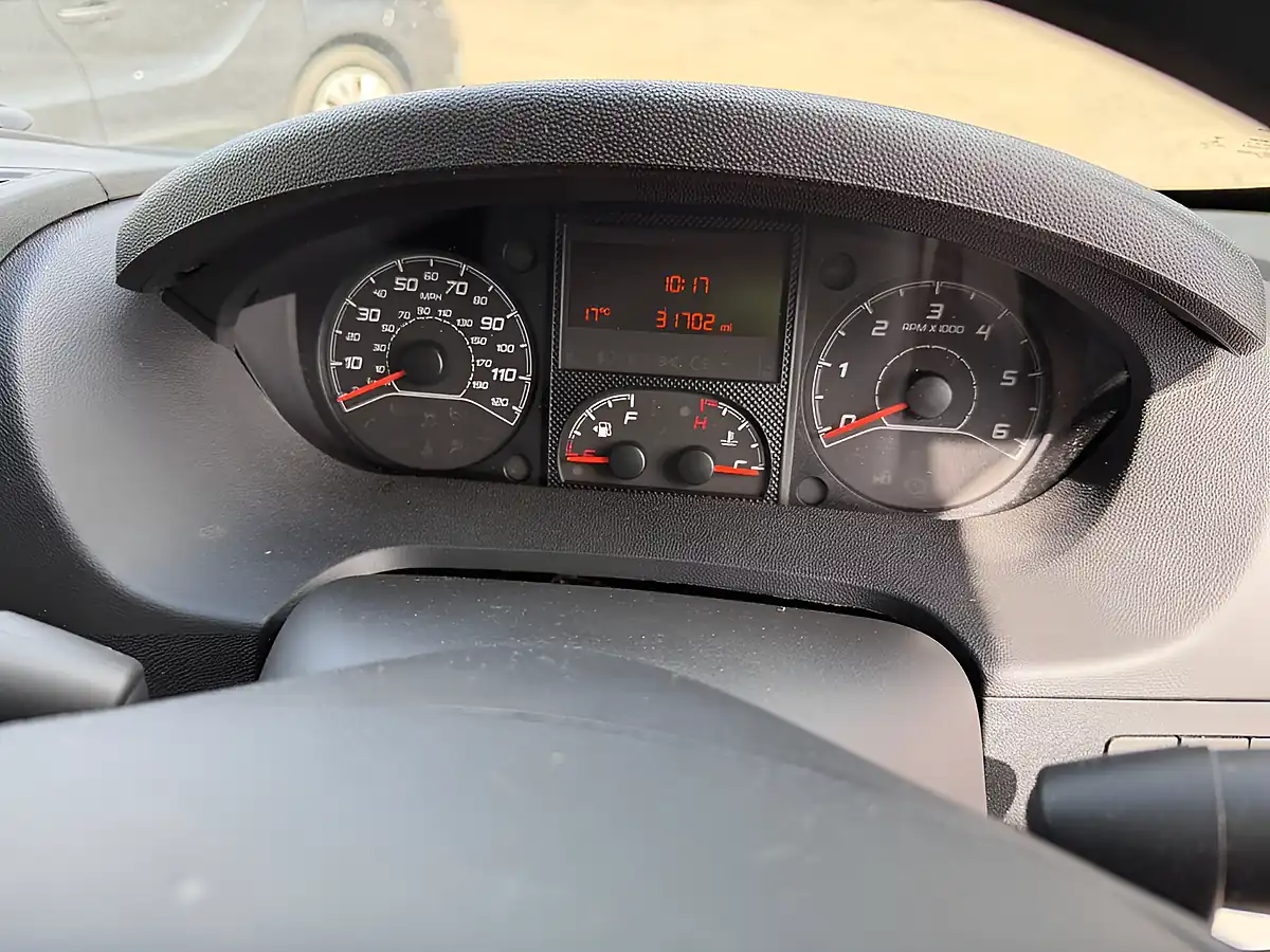 Used 2022 Peugeot Boxer Professional Premium + White - Interior and Exterior details 13