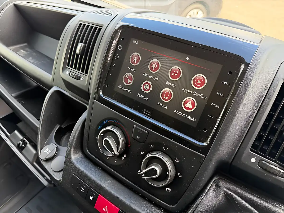 Used 2022 Peugeot Boxer Professional Premium + White - Interior and Exterior details 15