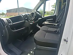 Used 2022 Peugeot Boxer Professional White - Interior and Exterior details 11