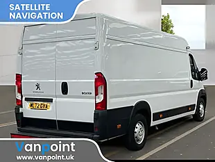Used 2022 Peugeot Boxer Professional White - Interior and Exterior details 4
