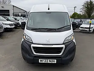 Used 2022 Peugeot Boxer Professional White - Interior and Exterior details 11