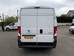 Used 2022 Peugeot Boxer Professional White - Interior and Exterior details 8
