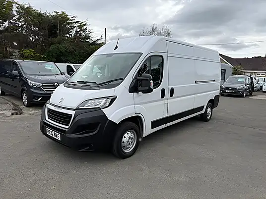 2022 Peugeot Boxer 2.2 BlueHDi 335 Professional