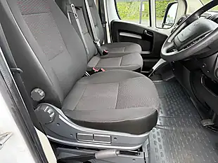 Used 2022 Peugeot Boxer Professional White - Interior and Exterior details 10