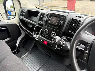 Used 2022 Peugeot Boxer Professional White - Interior and Exterior details 9