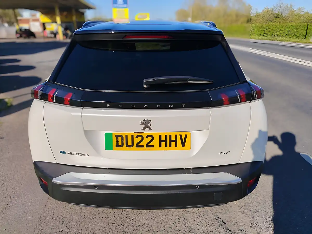 Used 2022 Peugeot E-2008 GT Premium White - Interior and Exterior details 6