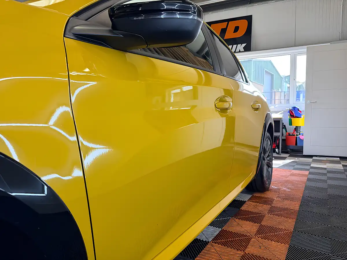 Used 2022 Peugeot E-208 Active Premium Yellow - Interior and Exterior details 7