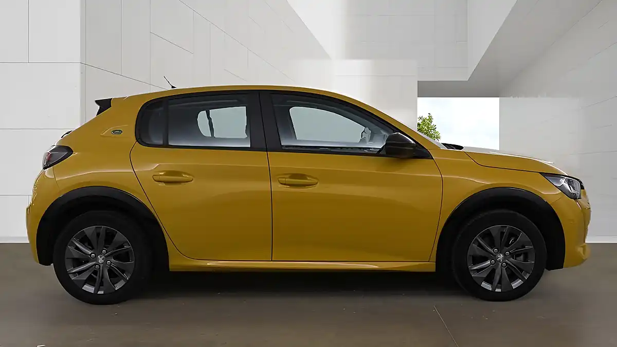 Used 2022 Peugeot E-208 Allure Yellow - Interior and Exterior details 8