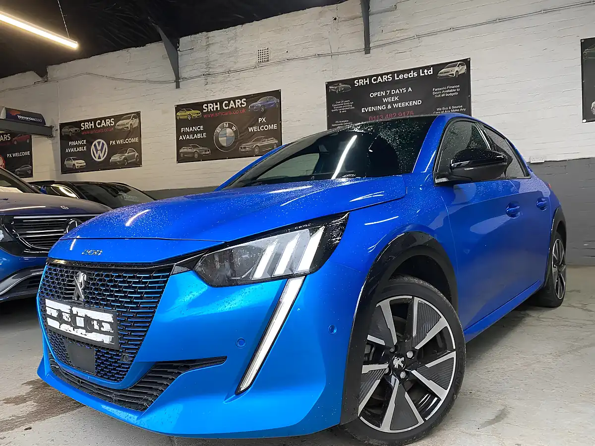 Used 2022 Peugeot E-208 GT Premium Blue - Interior and Exterior details 3