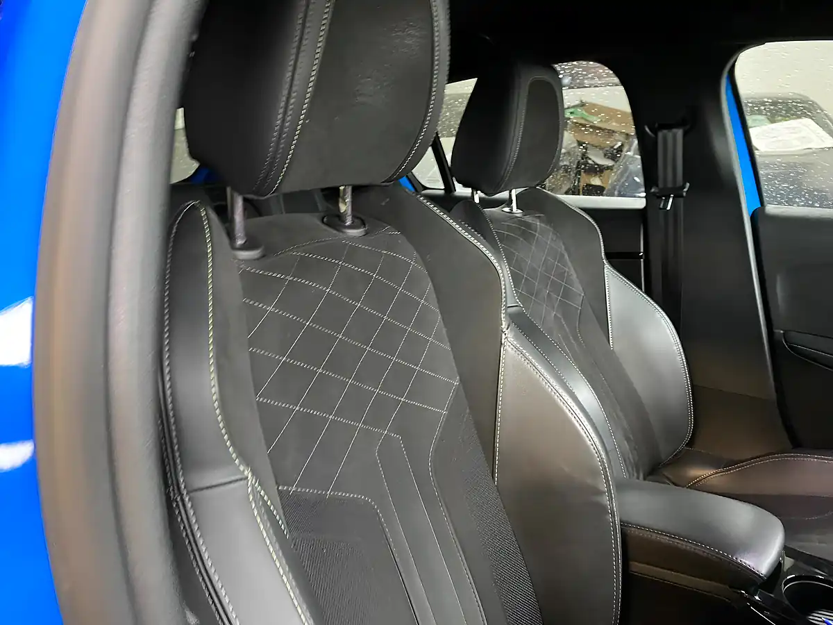 Used 2022 Peugeot E-208 GT Premium Blue - Interior and Exterior details 8