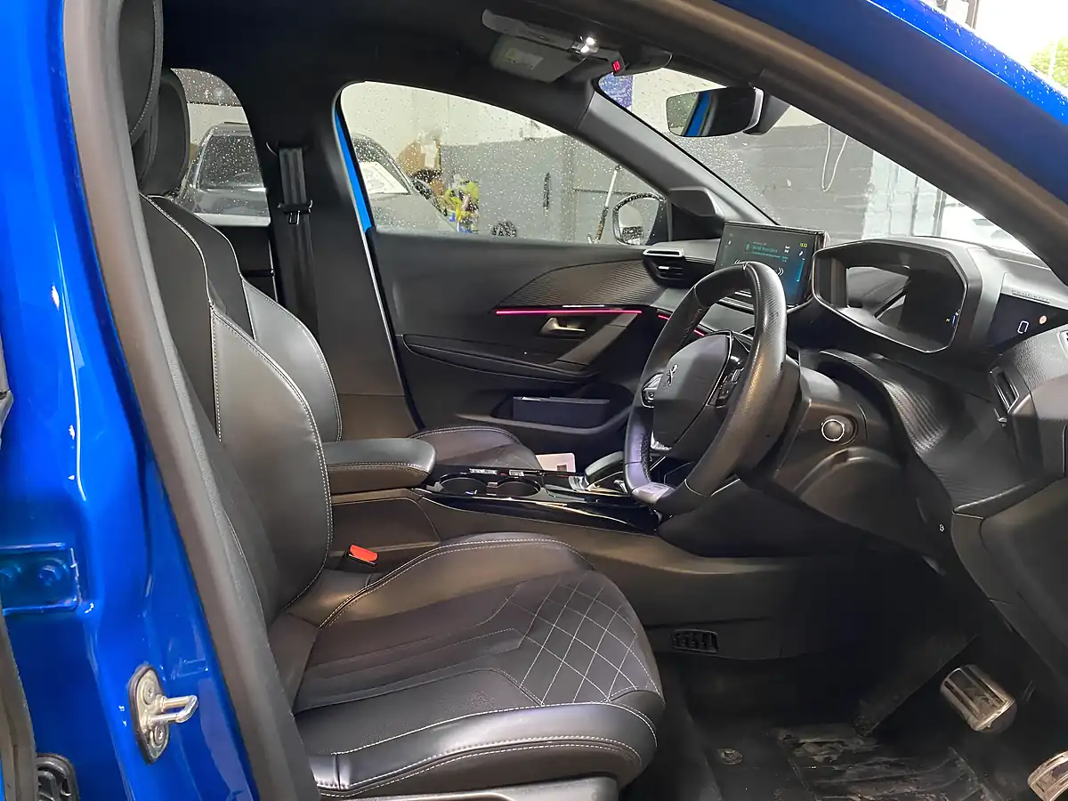 Used 2022 Peugeot E-208 GT Premium Blue - Interior and Exterior details 9