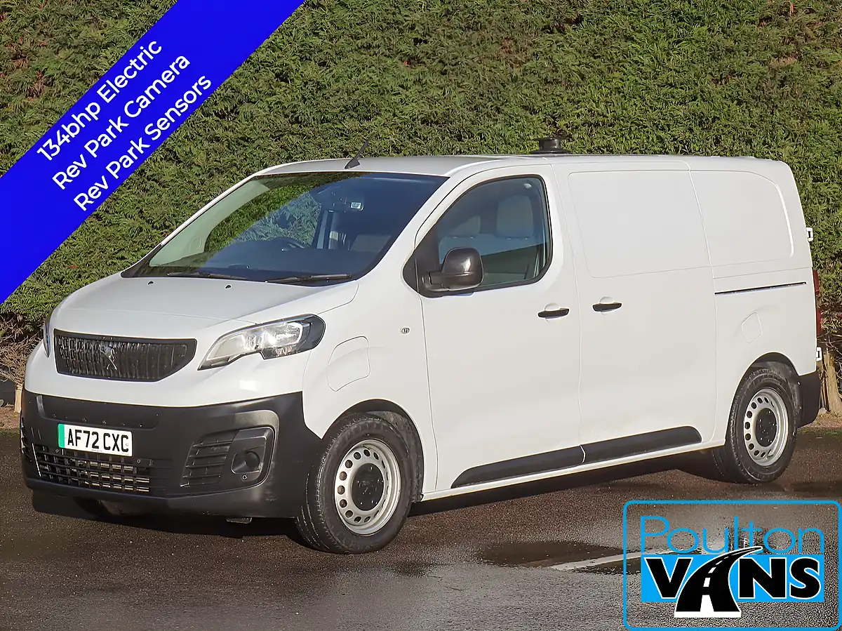 Used 2022 Peugeot E-Expert Professional Blanc White - Front View